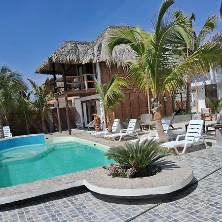 Hotel Puerto Antiguo Los Órganos Екстериор снимка