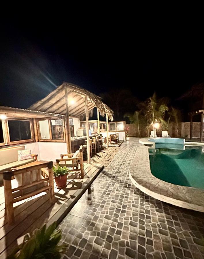 Hotel Puerto Antiguo Los Órganos Екстериор снимка