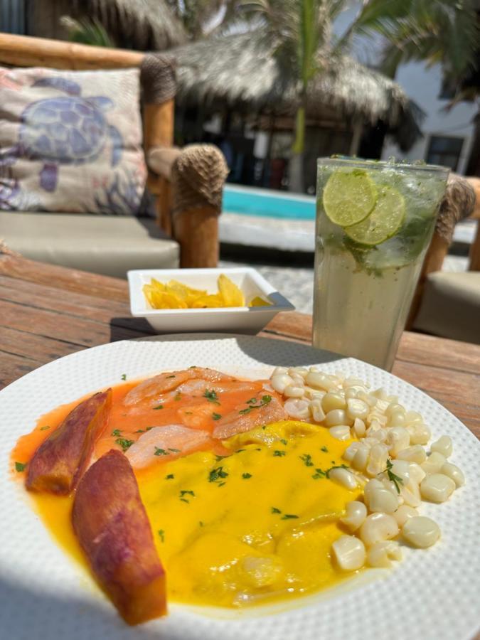 Hotel Puerto Antiguo Los Órganos Екстериор снимка