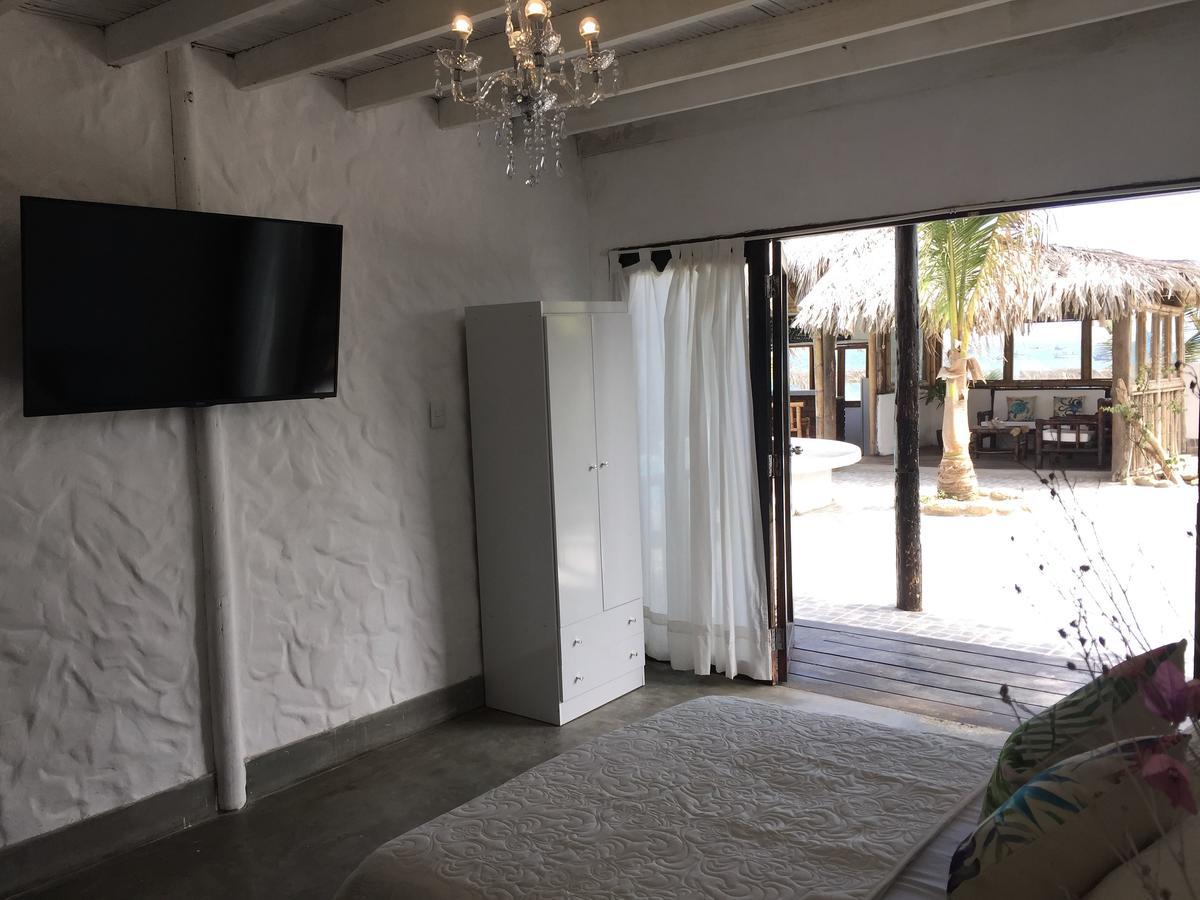 Hotel Puerto Antiguo Los Órganos Екстериор снимка