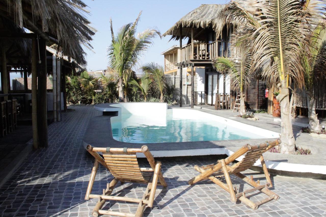 Hotel Puerto Antiguo Los Órganos Екстериор снимка