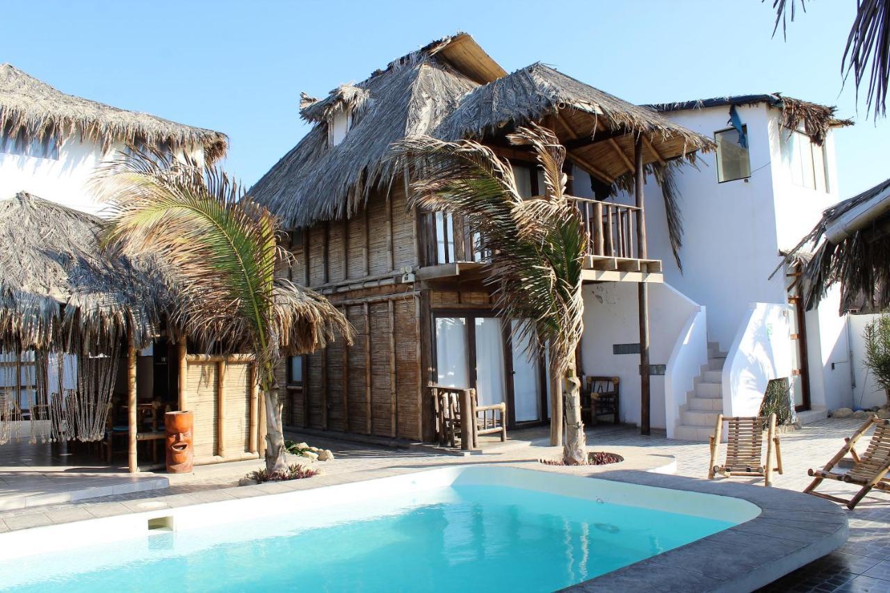Hotel Puerto Antiguo Los Órganos Екстериор снимка